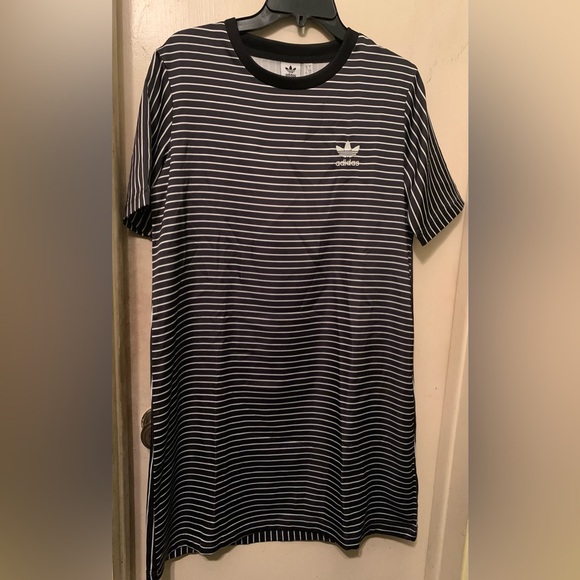 ✨⚡️💥Adidas Trefoil Originals Satin Black White Striped Tee Dress - Picture 15 of 15